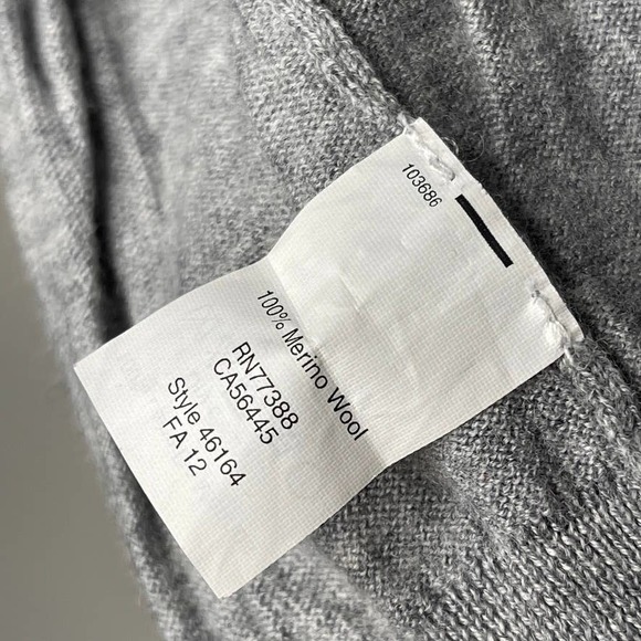 J.Crew Gray 100% Merino Wool Minimalist V-neck Sweater XXS 2XS Petite Friendly - Picture 8 of 9